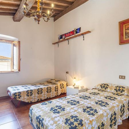 Awesome Home In Montefoscoli With Wifi Esterno foto