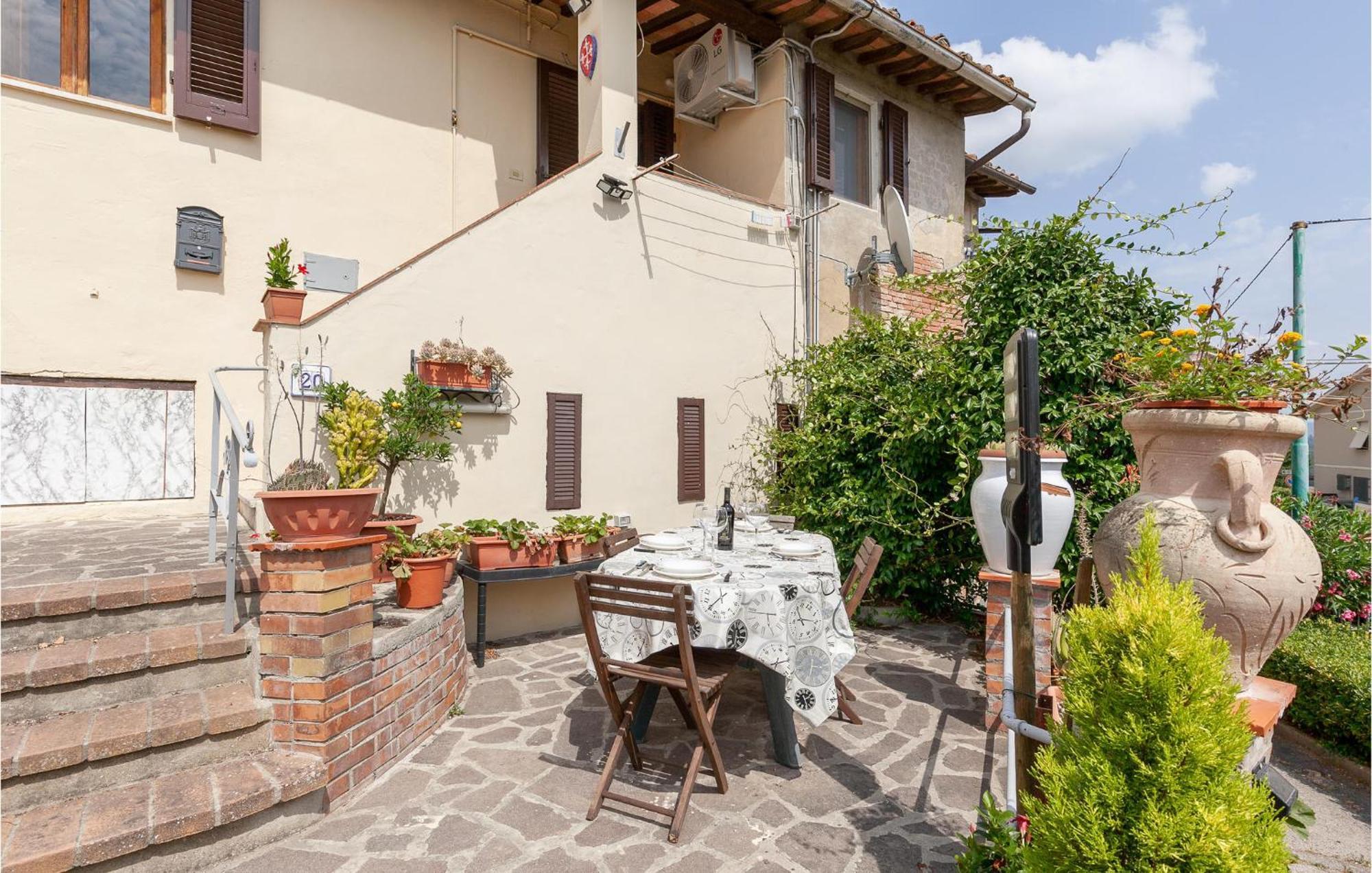 Awesome Home In Montefoscoli With Wifi Esterno foto