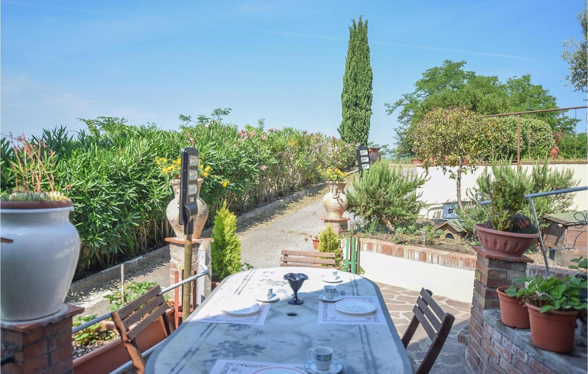 Awesome Home In Montefoscoli With Wifi Esterno foto