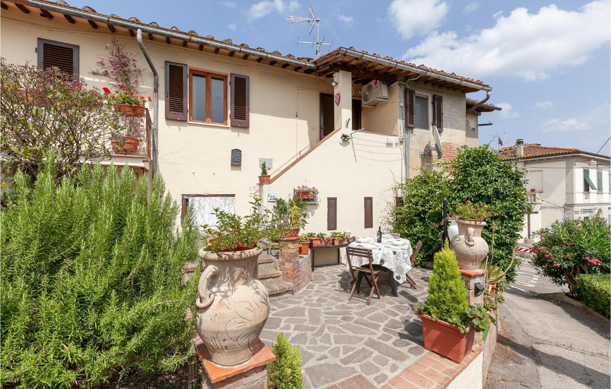 Awesome Home In Montefoscoli With Wifi Esterno foto